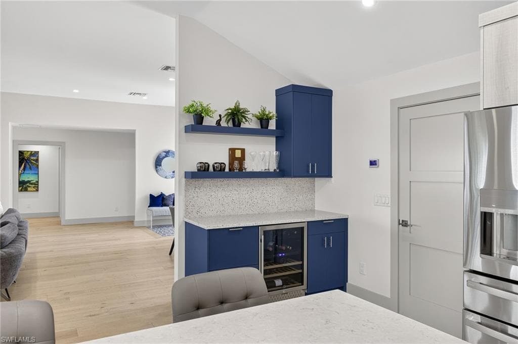 5215 SEASHELL AVE, NAPLES FL 34103-25