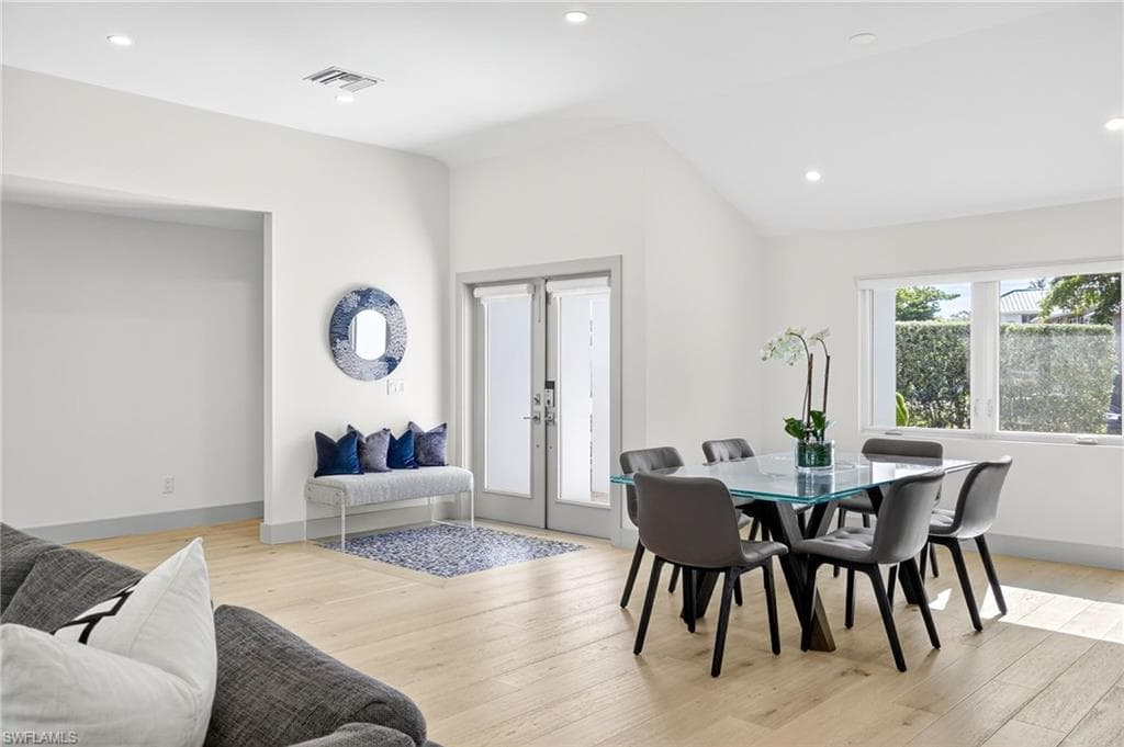 5215 SEASHELL AVE, NAPLES FL 34103-21