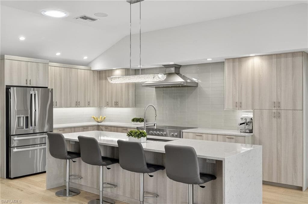 5215 SEASHELL AVE, NAPLES FL 34103-6