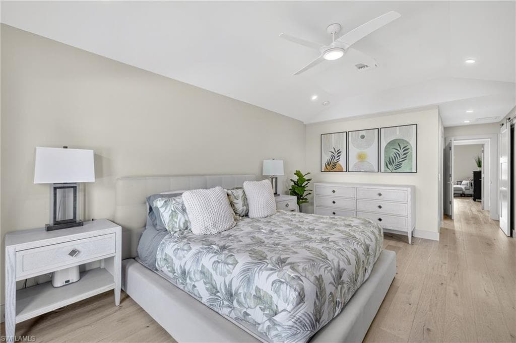 5215 SEASHELL AVE, NAPLES FL 34103-29