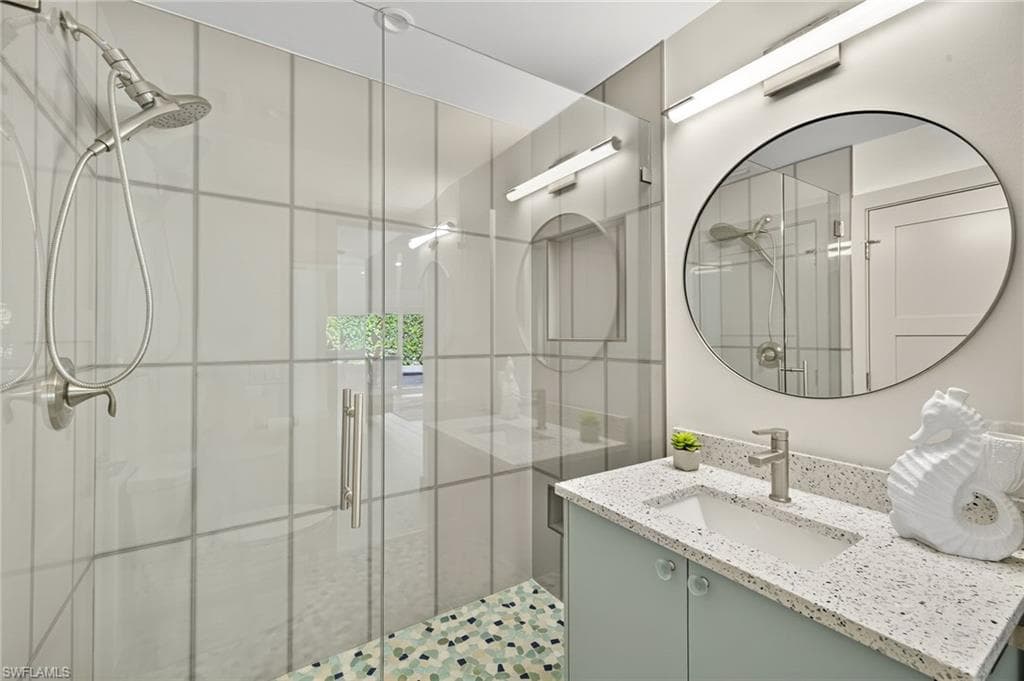 5215 SEASHELL AVE, NAPLES FL 34103-33