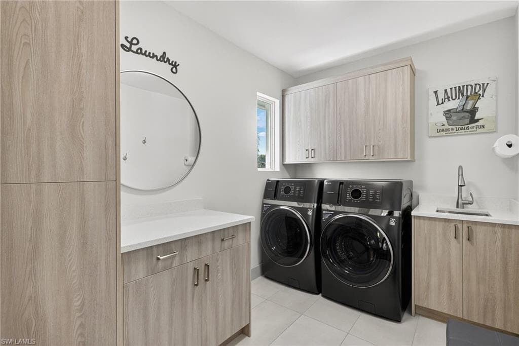 5215 SEASHELL AVE, NAPLES FL 34103-39