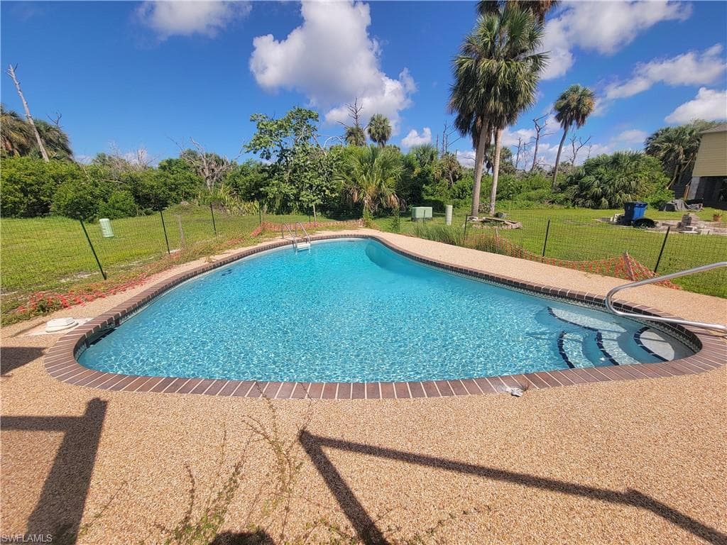 13690 Gannet DR, FORT MYERS FL 33908-1