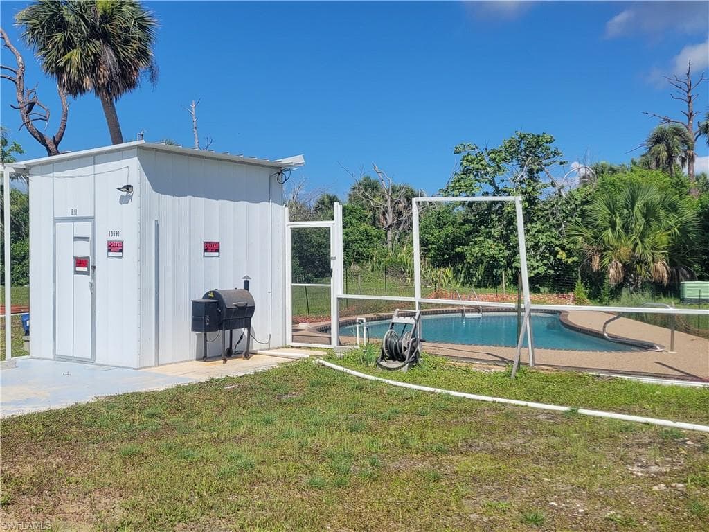 13690 Gannet DR, FORT MYERS FL 33908-3