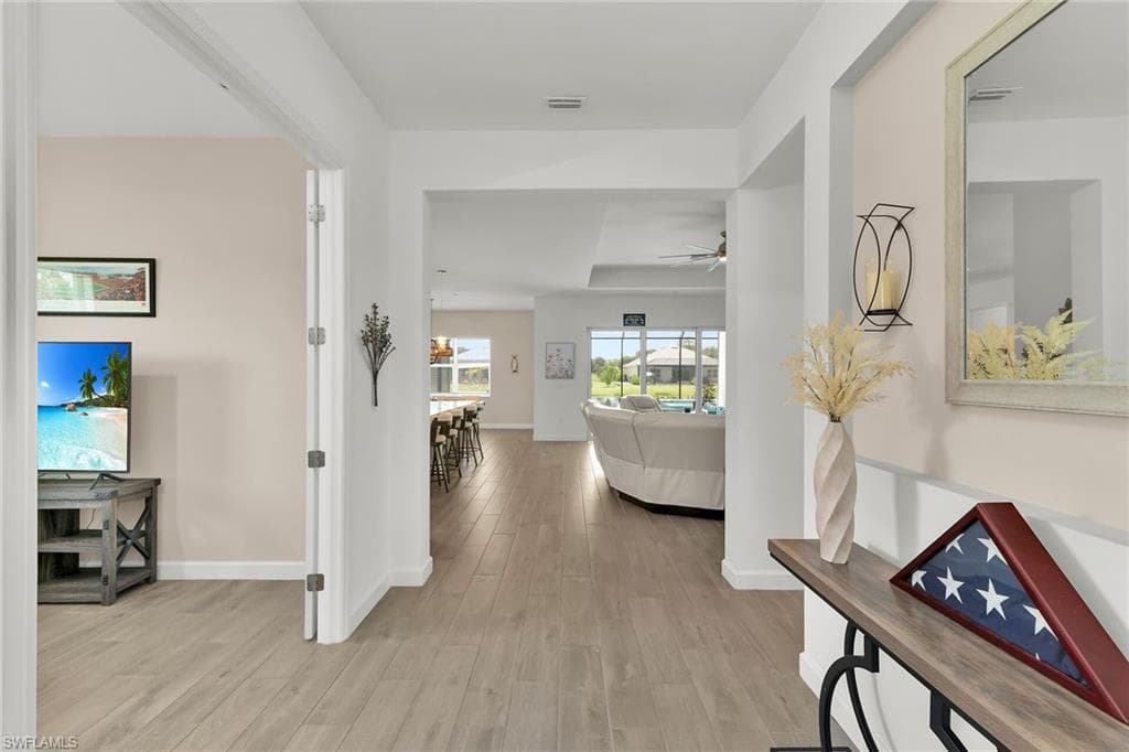17190 Serengeti CIR, ALVA FL 33920-5