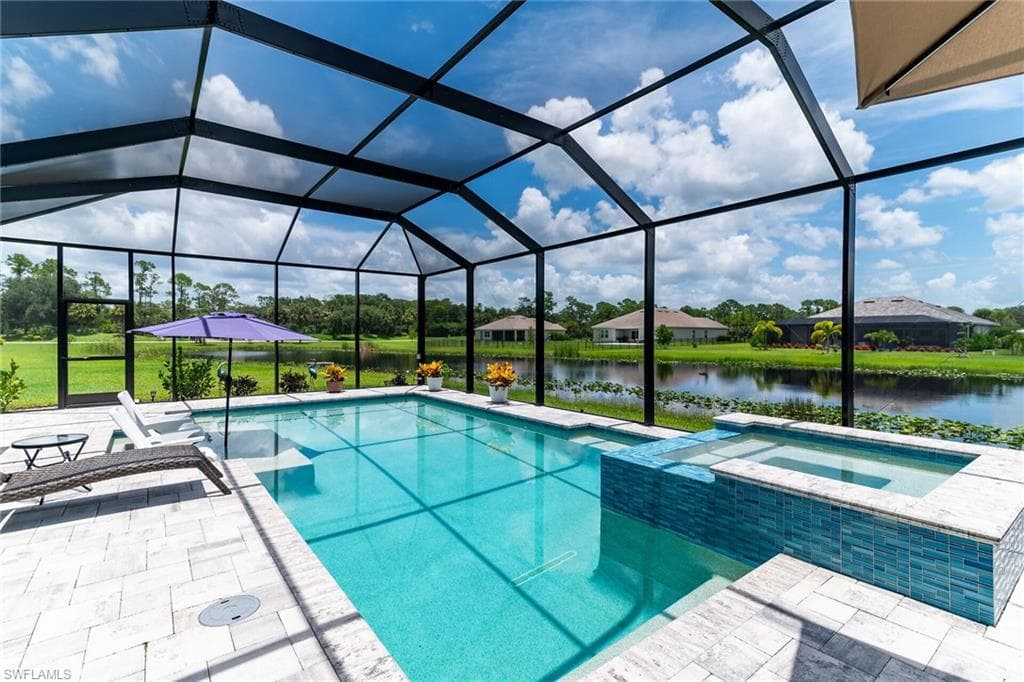 17190 Serengeti CIR, ALVA FL 33920-33