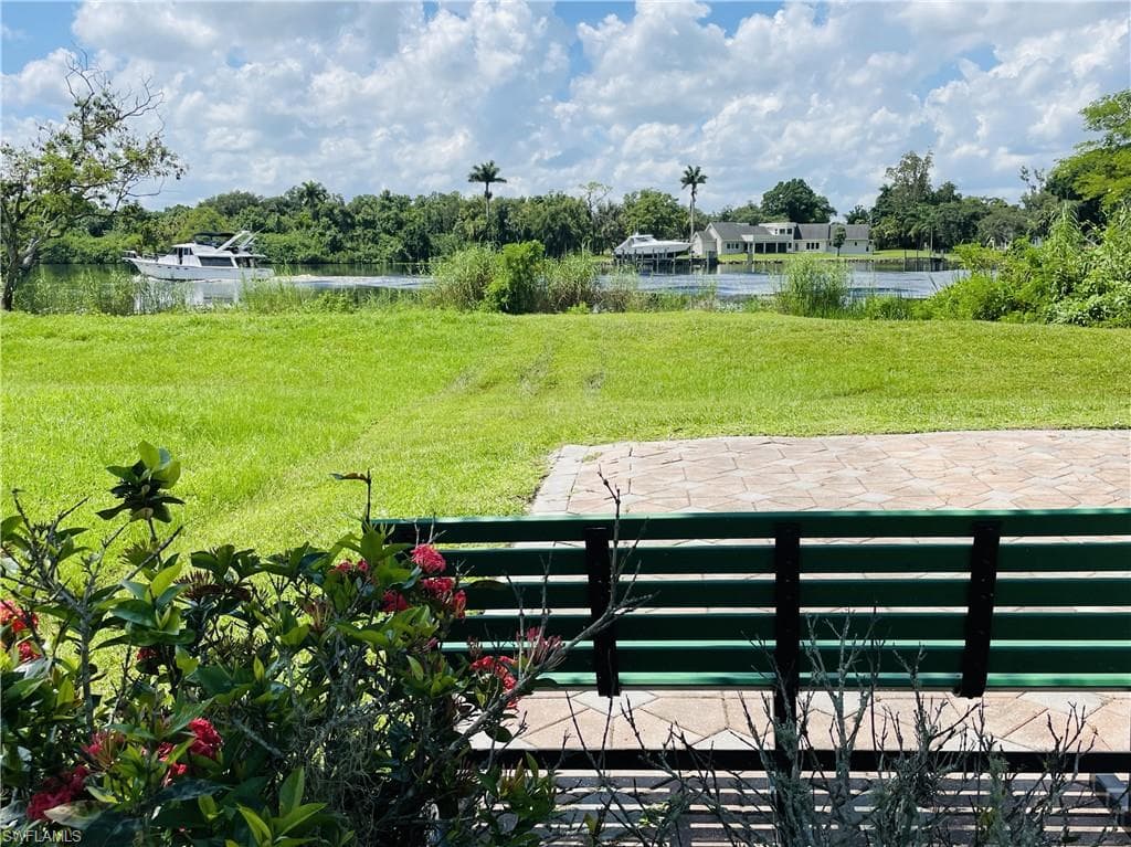 17190 Serengeti CIR, ALVA FL 33920-49