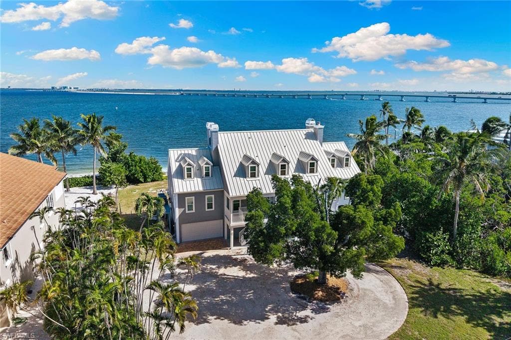 1069 Bird LN, SANIBEL FL 33957-1