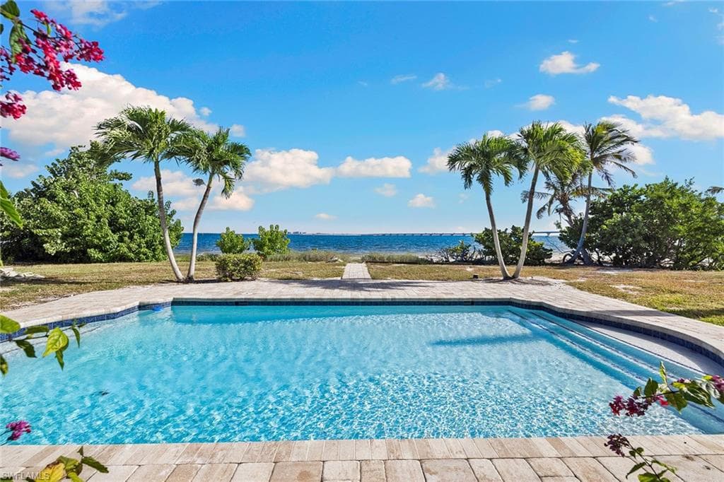 1069 Bird LN, SANIBEL FL 33957-27