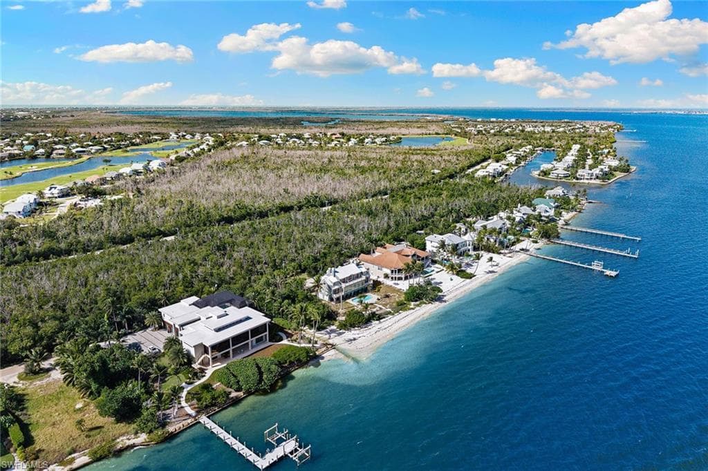 1069 Bird LN, SANIBEL FL 33957-44