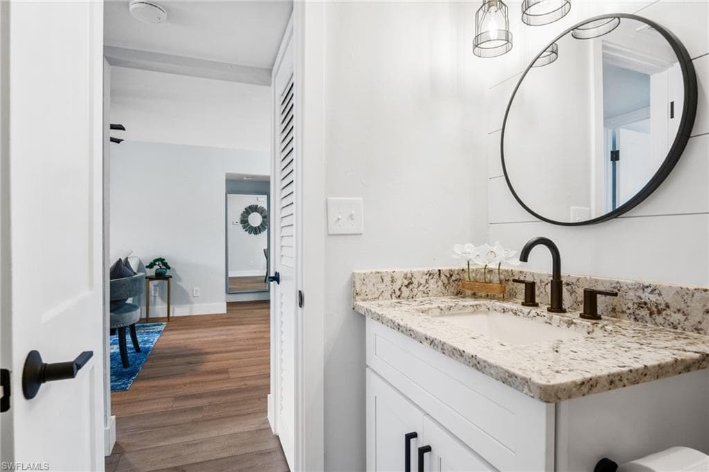 1275 7th AVE N # 201, NAPLES FL 34102-26