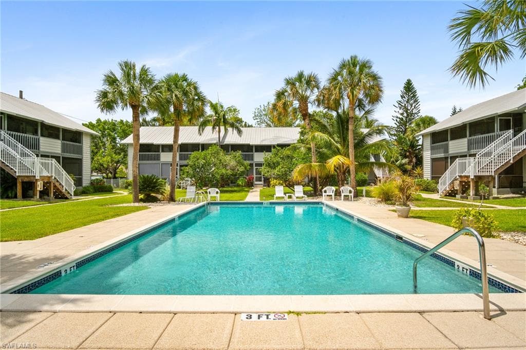 1275 7th AVE N # 201, NAPLES FL 34102-35