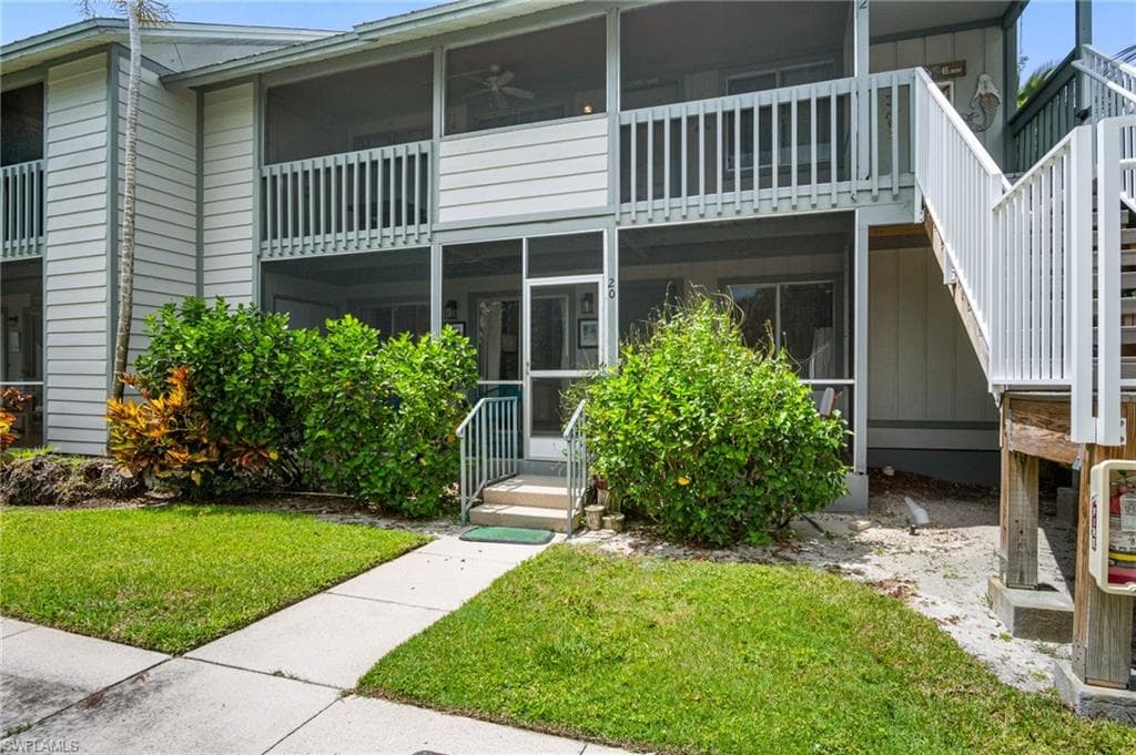 1275 7th AVE N # 201, NAPLES FL 34102-31