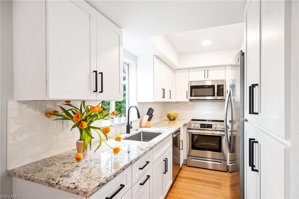 1275 7th AVE N # 201, NAPLES FL 34102-4