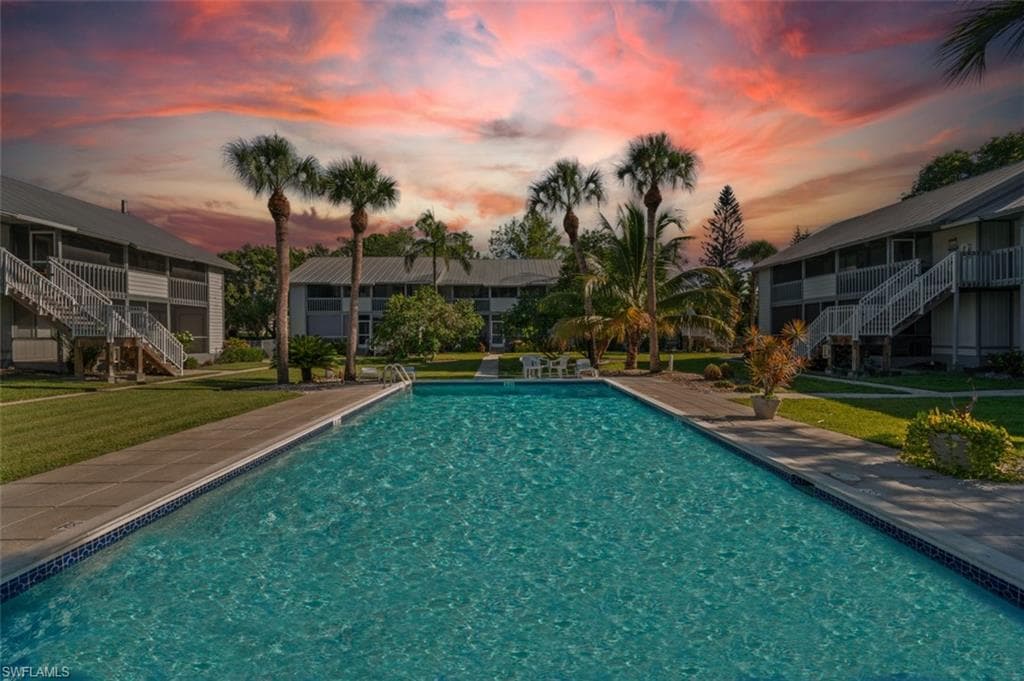 1275 7th AVE N # 201, NAPLES FL 34102-37