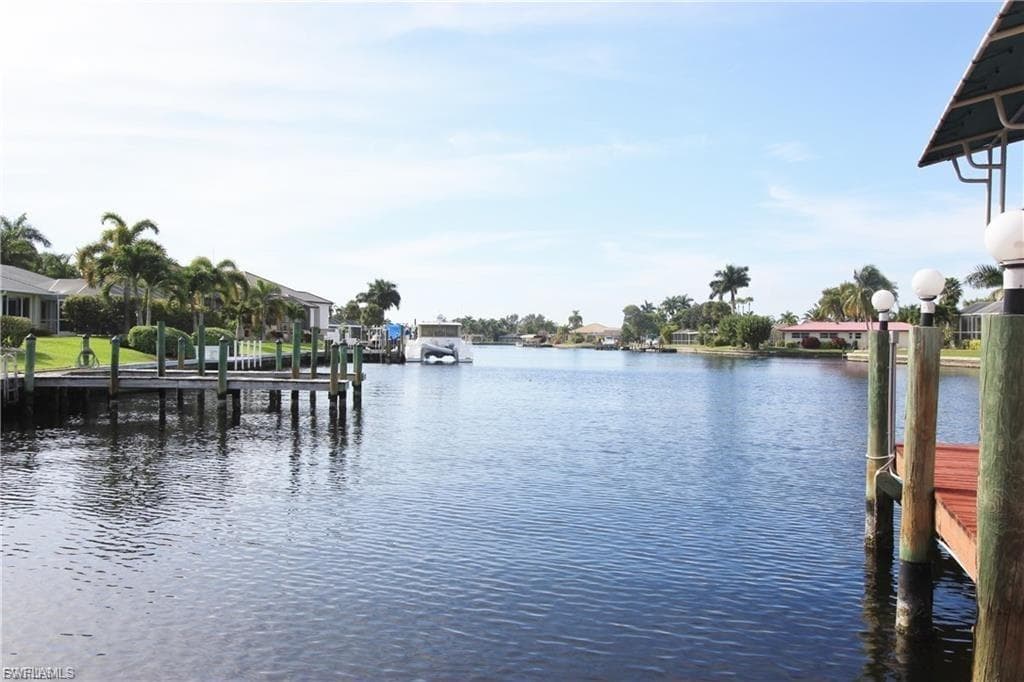 5362 Bayshore AVE, CAPE CORAL FL 33904-8