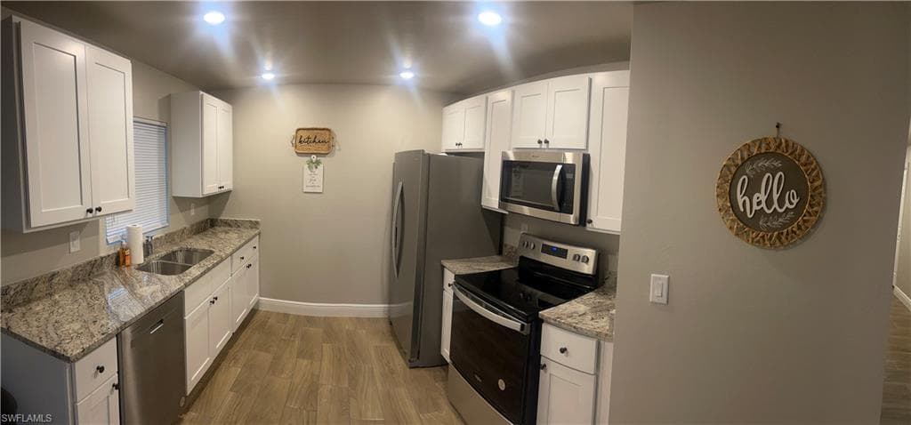 3870 Washington AVE, FORT MYERS FL 33916-1