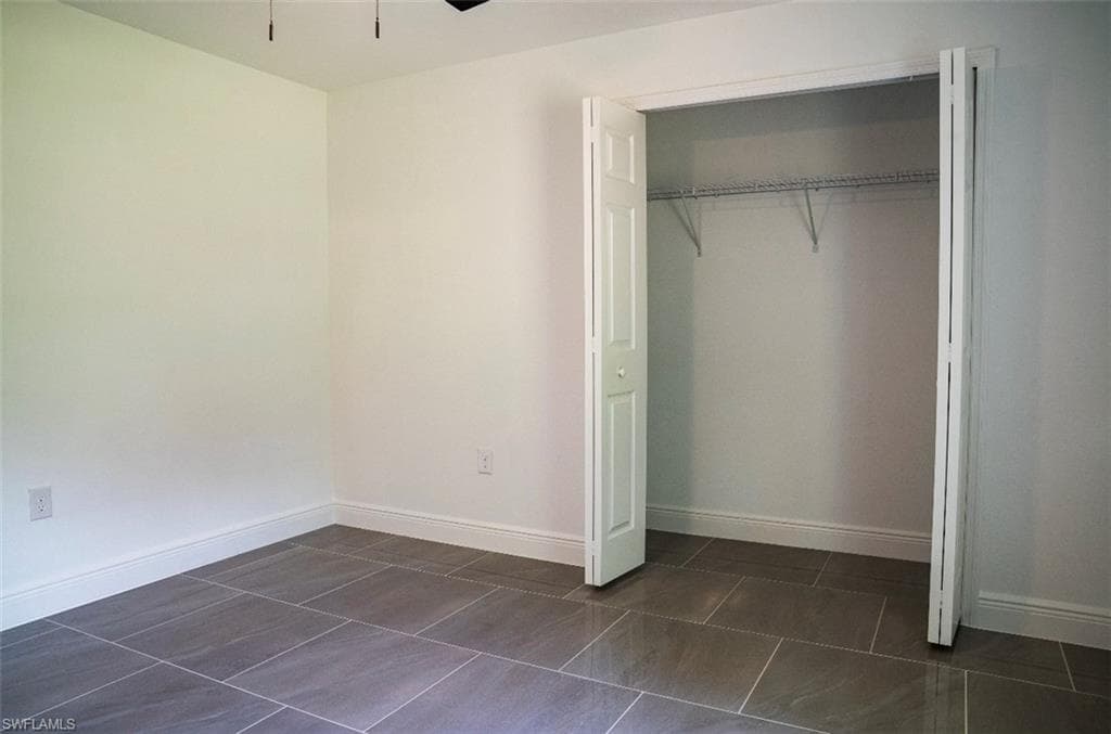 3870 Washington AVE, FORT MYERS FL 33916-9