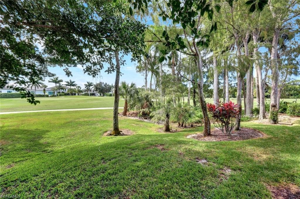 202 Bears Paw TRL # 97, NAPLES FL 34105-26