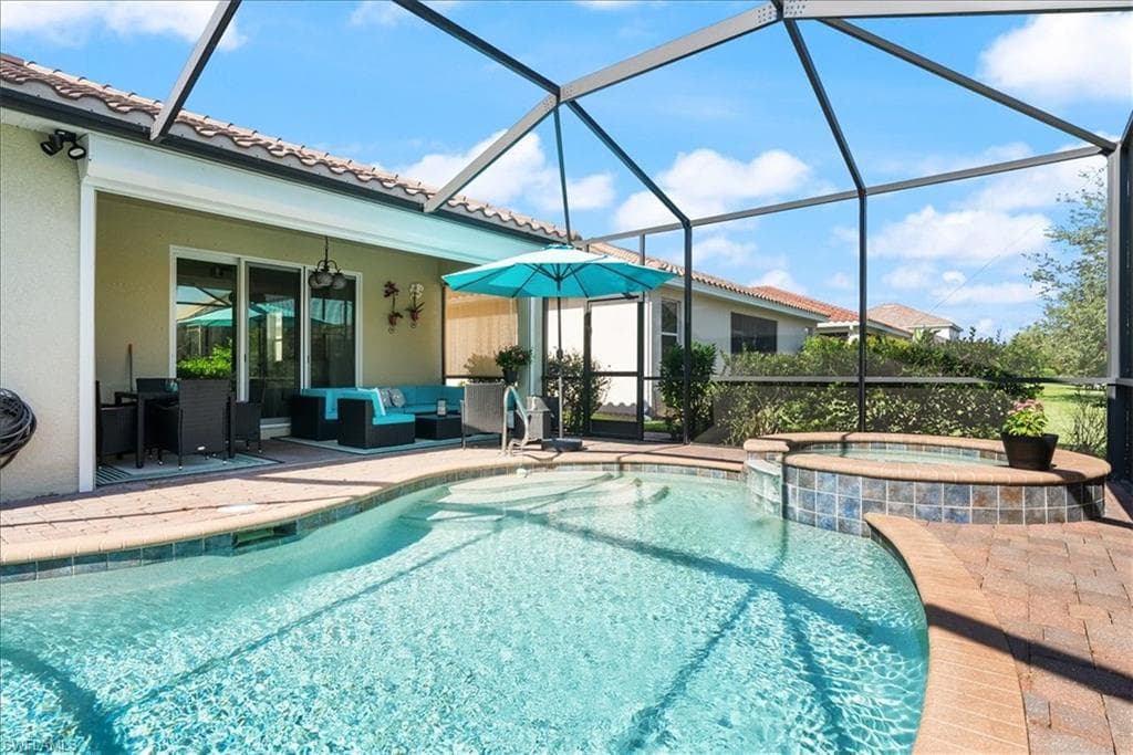 1987 Fairmont LN, NAPLES FL 34120-6