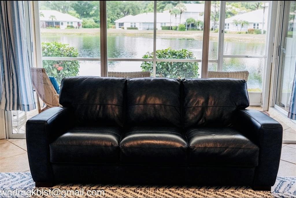 298 EMERALD BAY CIR # K6, NAPLES FL 34108-4