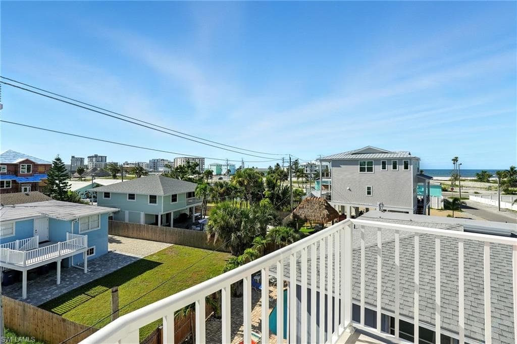 130 Fairweather LN, FORT MYERS BEACH FL 33931-45