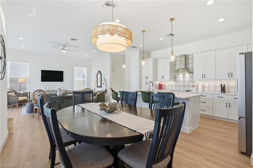 134 Fairweather LN, FORT MYERS BEACH FL 33931-12