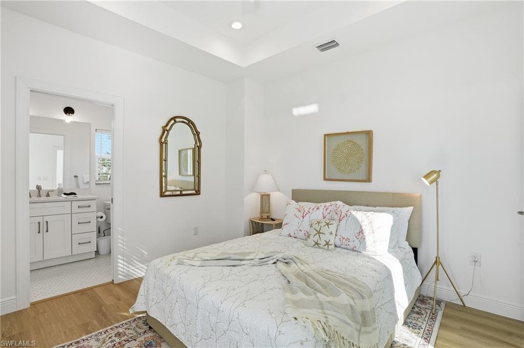 134 Fairweather LN, FORT MYERS BEACH FL 33931-16