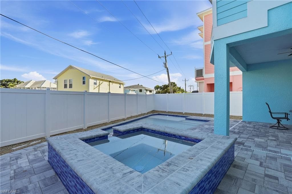 134 Fairweather LN, FORT MYERS BEACH FL 33931-42