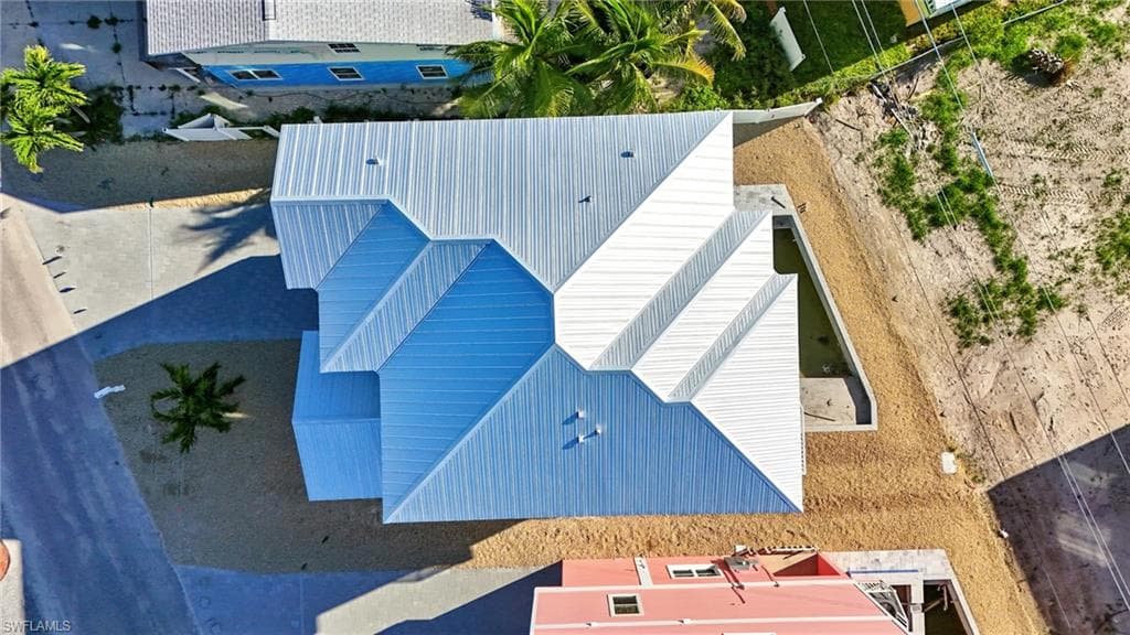 134 Fairweather LN, FORT MYERS BEACH FL 33931-35