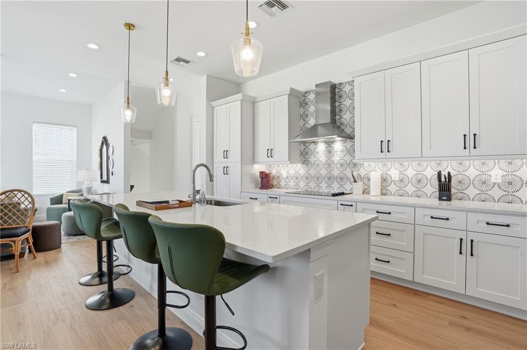 134 Fairweather LN, FORT MYERS BEACH FL 33931-9