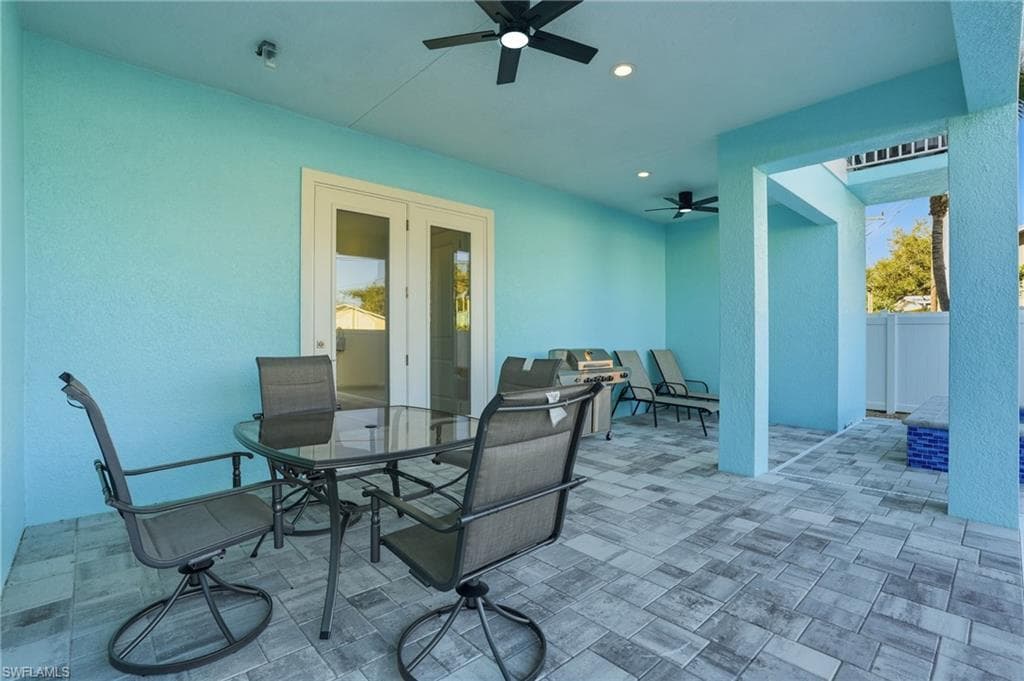 134 Fairweather LN, FORT MYERS BEACH FL 33931-40