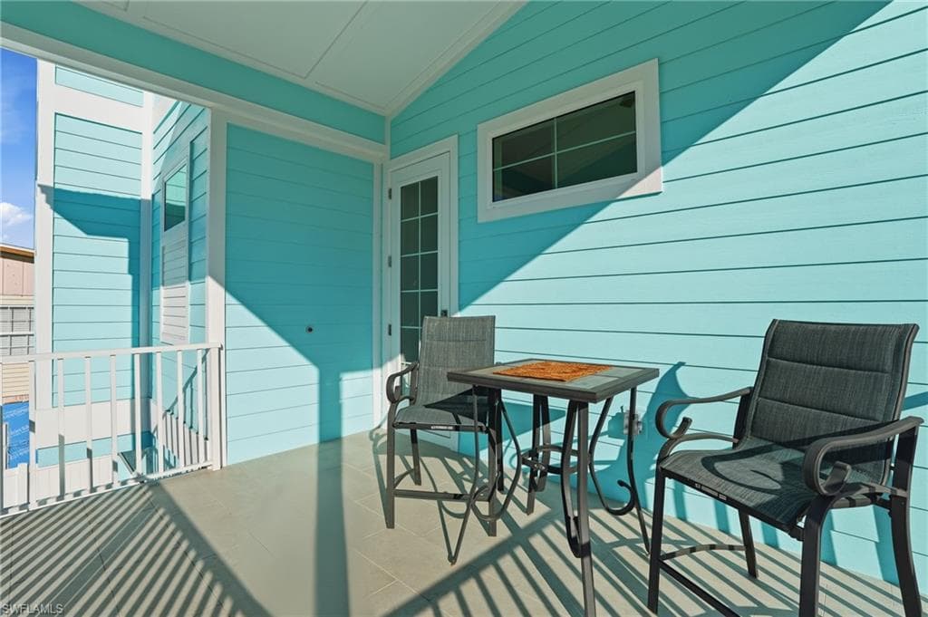 134 Fairweather LN, FORT MYERS BEACH FL 33931-30