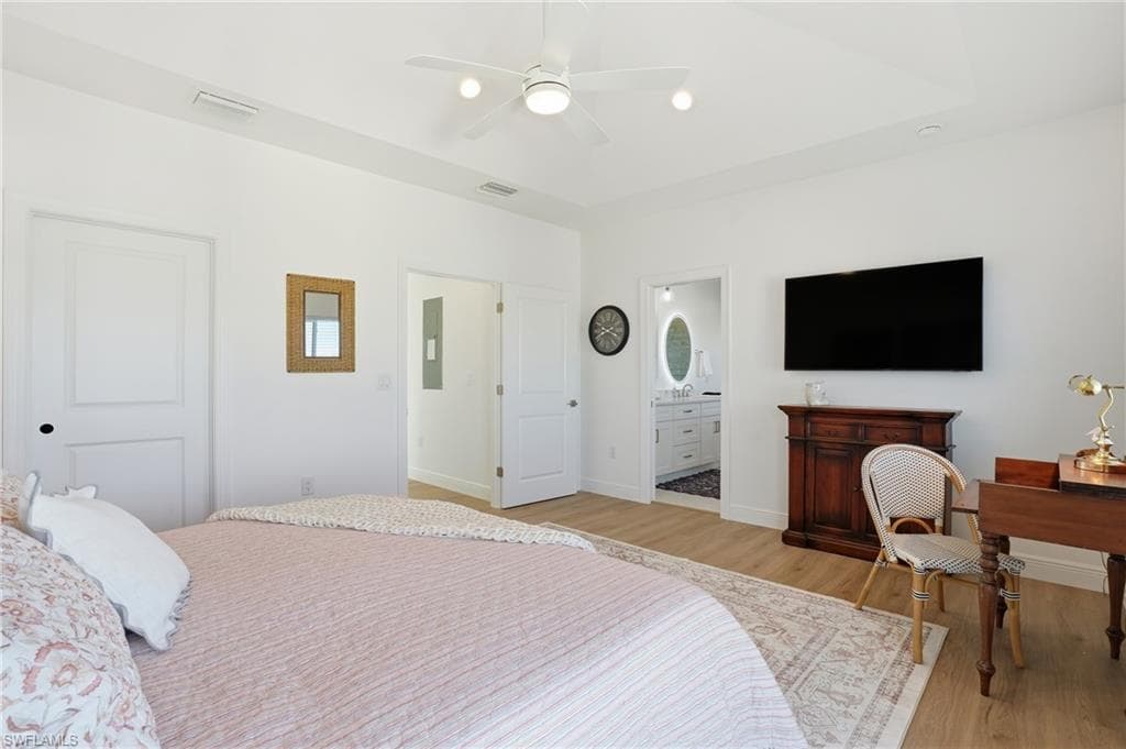 134 Fairweather LN, FORT MYERS BEACH FL 33931-20