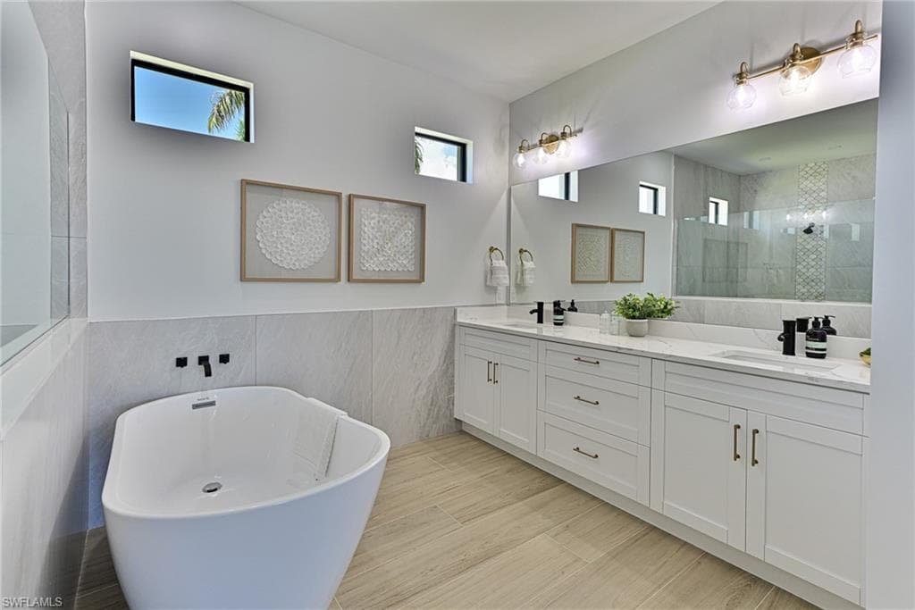 236 2nd ST, BONITA SPRINGS FL 34134-12