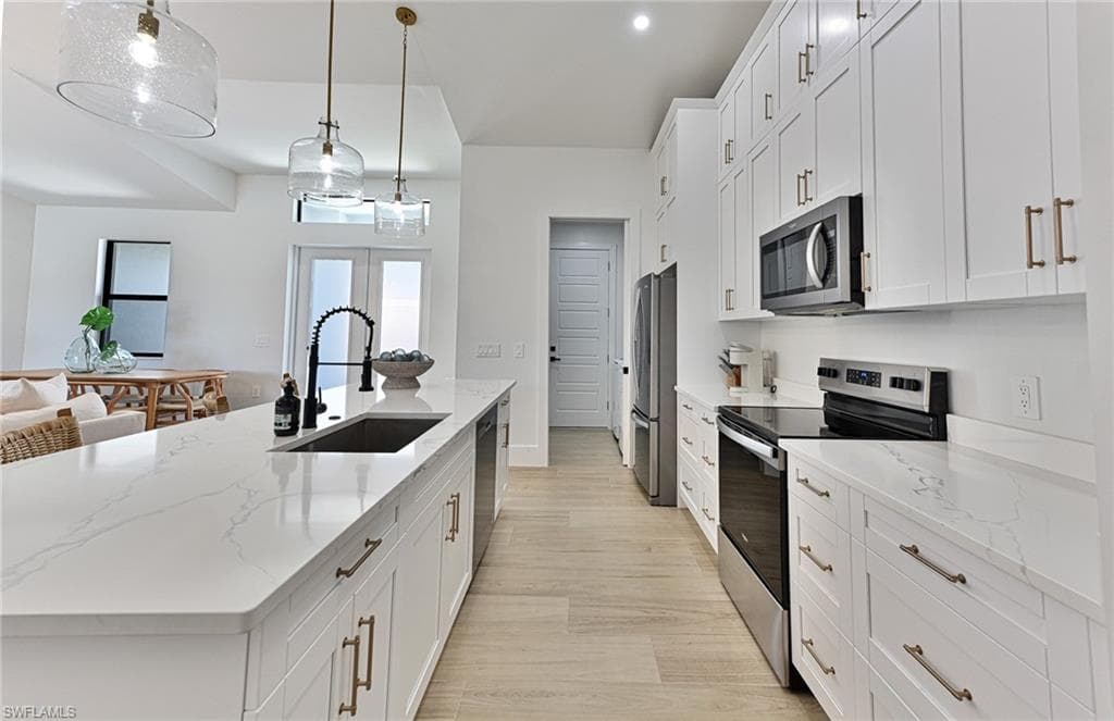 236 2nd ST, BONITA SPRINGS FL 34134-7