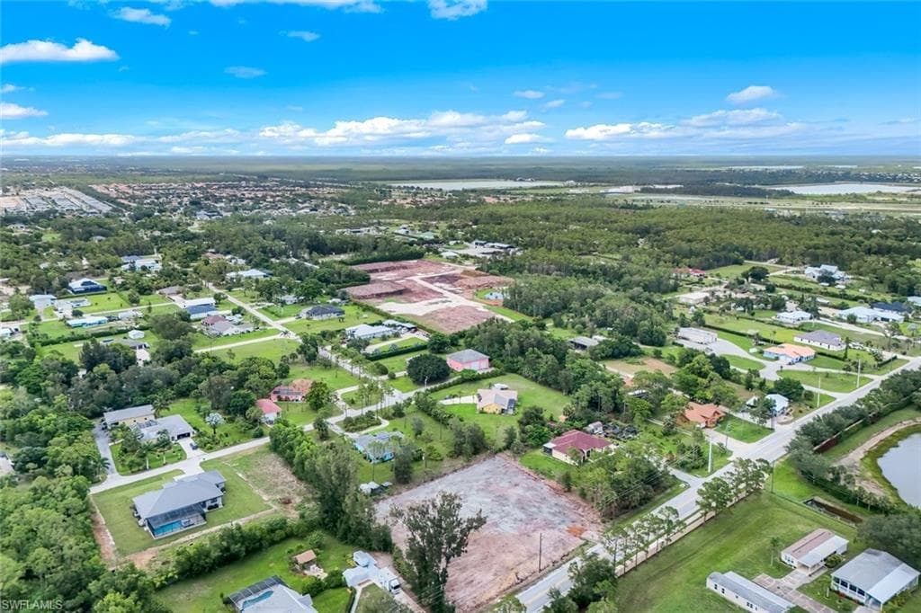 10451 Shangri La RD, BONITA SPRINGS FL 34135-1