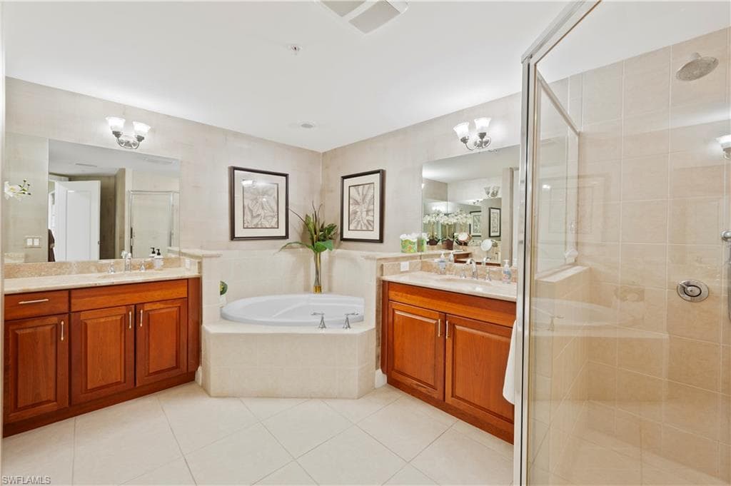 6081 Silver King BLVD # 505, CAPE CORAL FL 33914-15