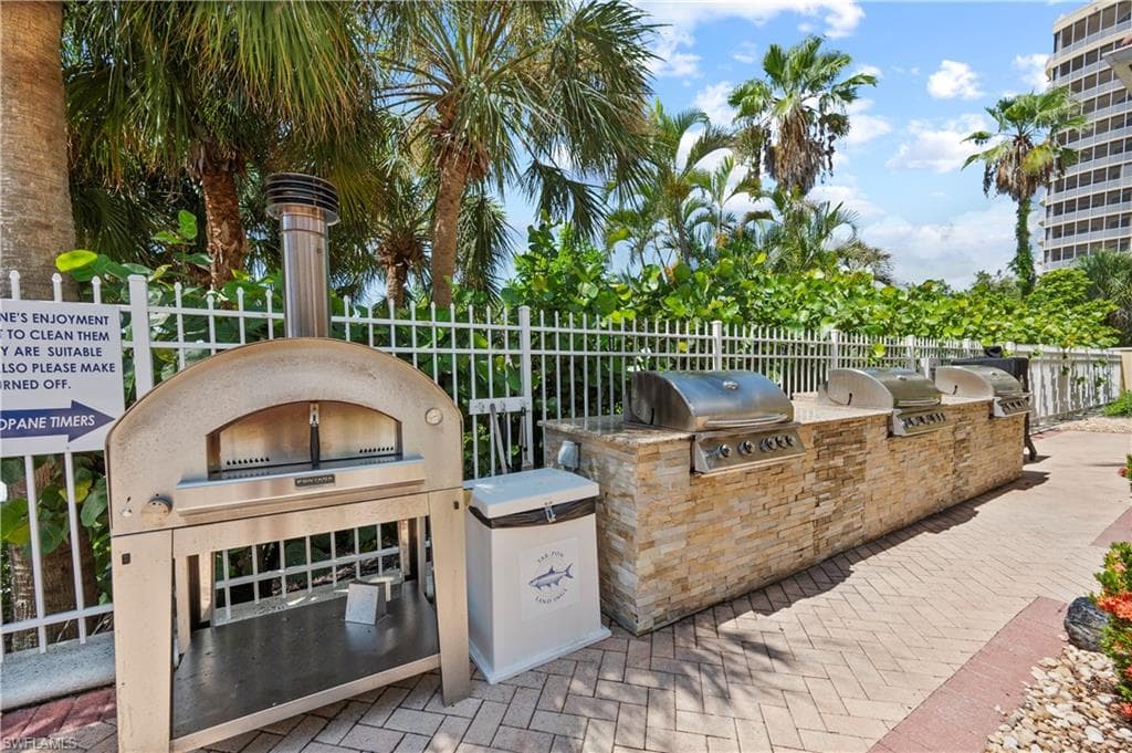 6081 Silver King BLVD # 505, CAPE CORAL FL 33914-35