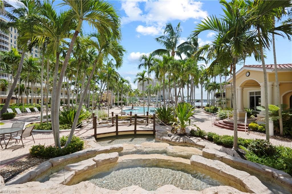 6081 Silver King BLVD # 505, CAPE CORAL FL 33914-32