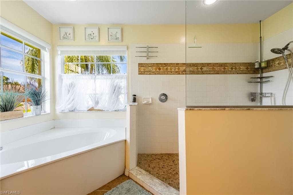 273 Justene CIR-22