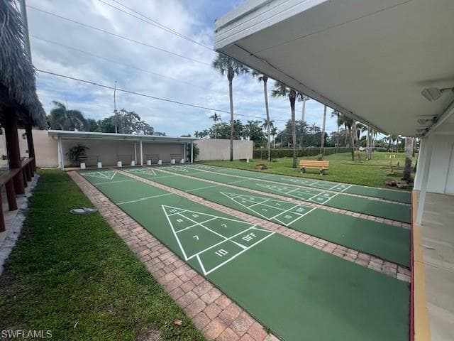 519 Riviera BLVD E, NAPLES FL 34112-19