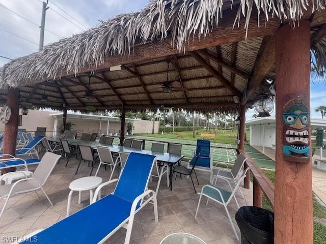 519 Riviera BLVD E, NAPLES FL 34112-18