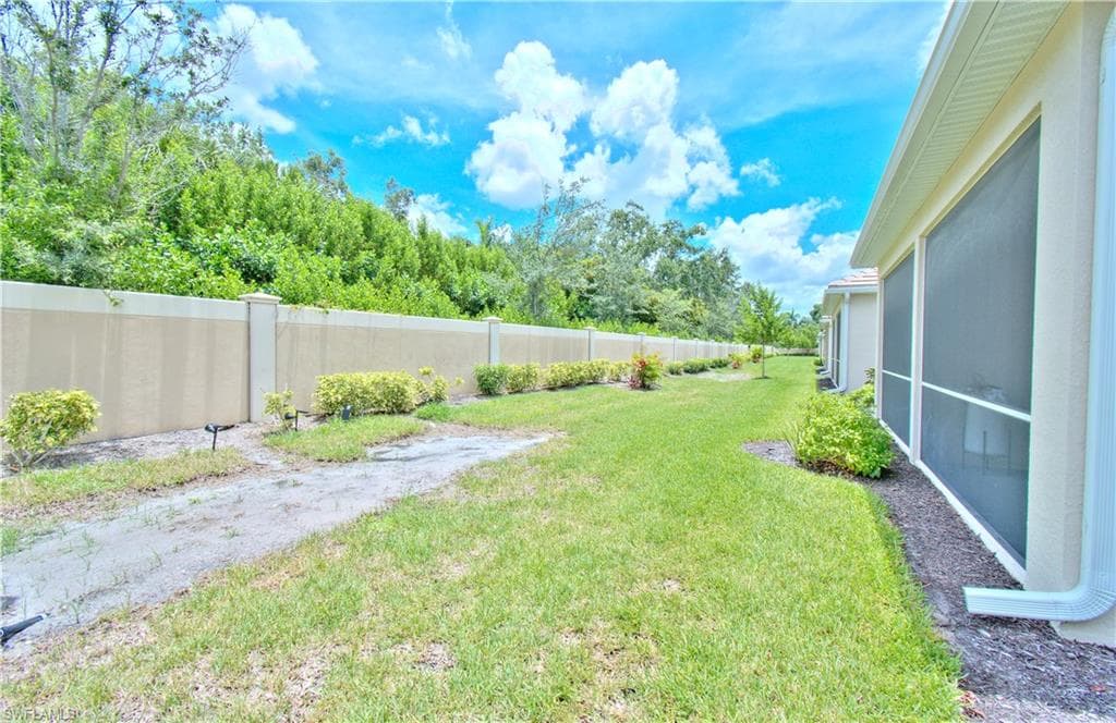 4558 Arboretum CIR # 102, OTHER FL 34112-25