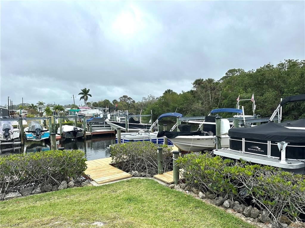 20711 Garden DR, ESTERO FL 33928-4