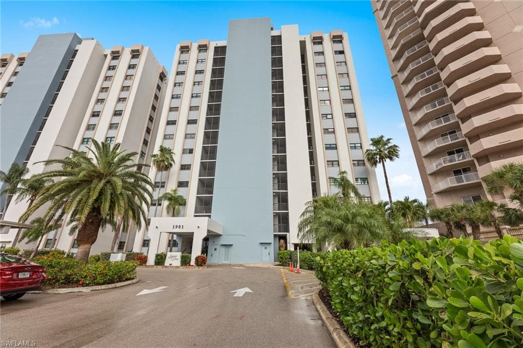 1901 Clifford ST # 104, FORT MYERS FL 33901-20