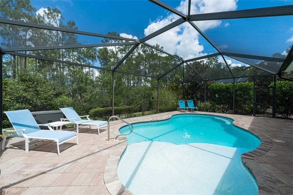 7655 Martino CIR, NAPLES FL 34112-2