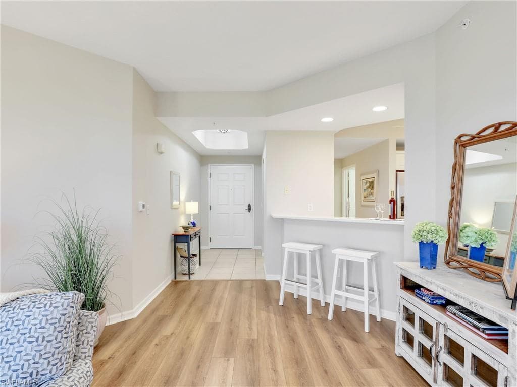 1001 Arbor Lake DR # 102, NAPLES FL 34110-4