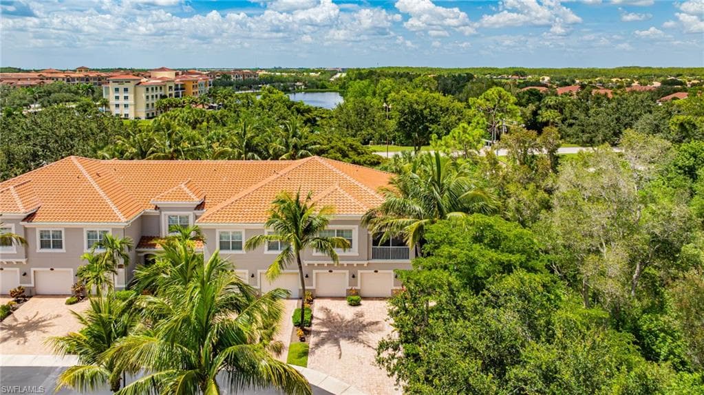 23421 Alamanda DR # 204, ESTERO FL 34135-35