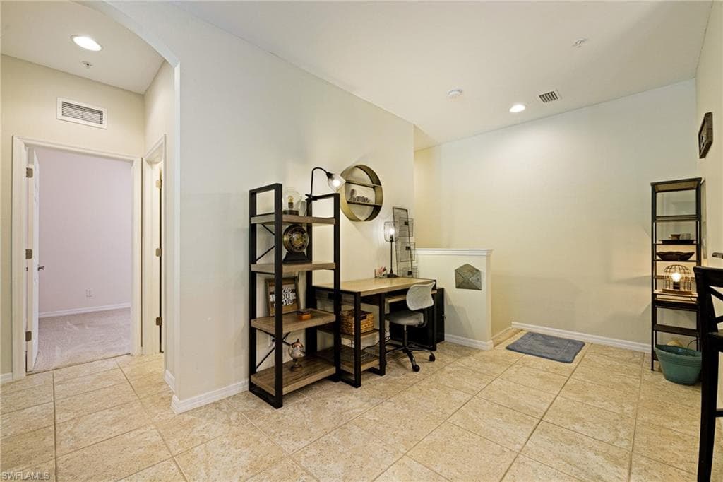 23421 Alamanda DR # 204, ESTERO FL 34135-13